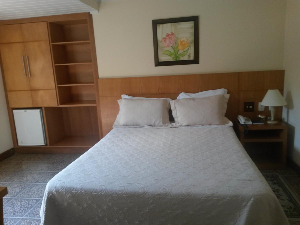 Girassol Hotel