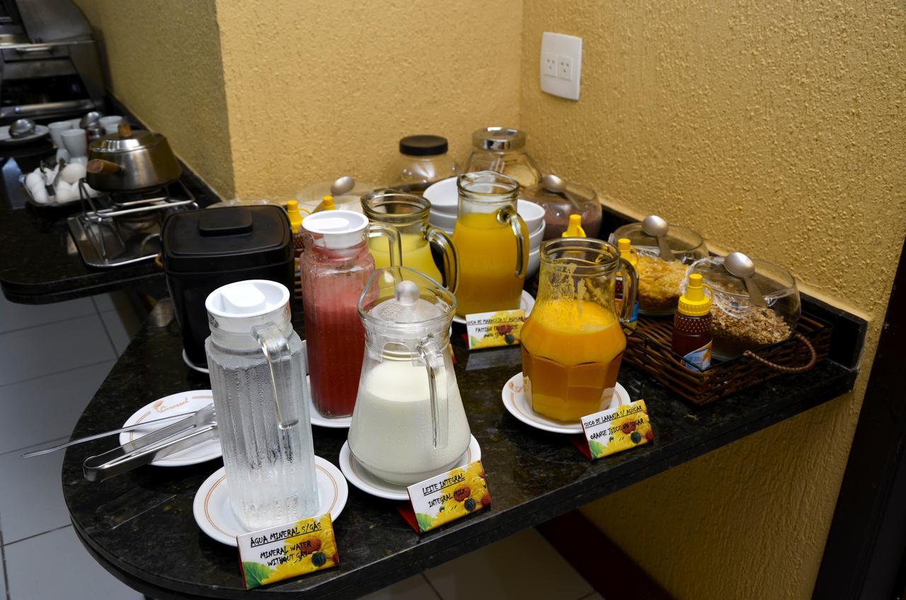 Girassol Hotel