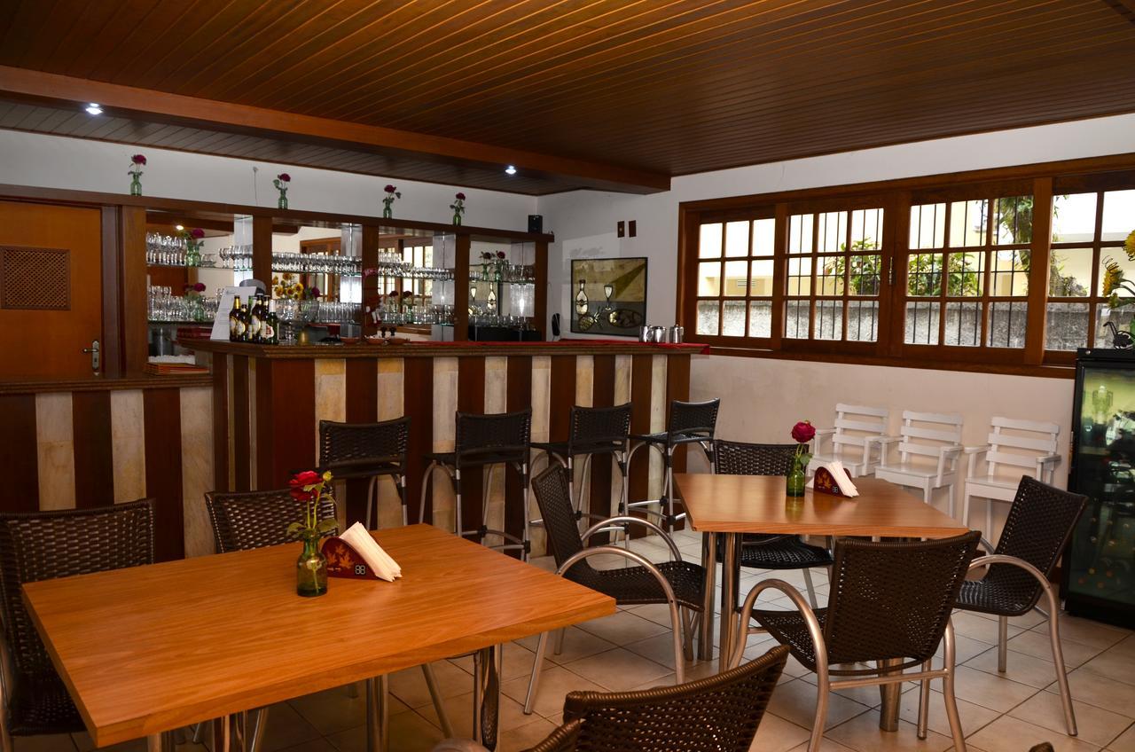 Girassol Hotel